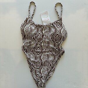 Dippin’ Daisy’s Crystal One Piece